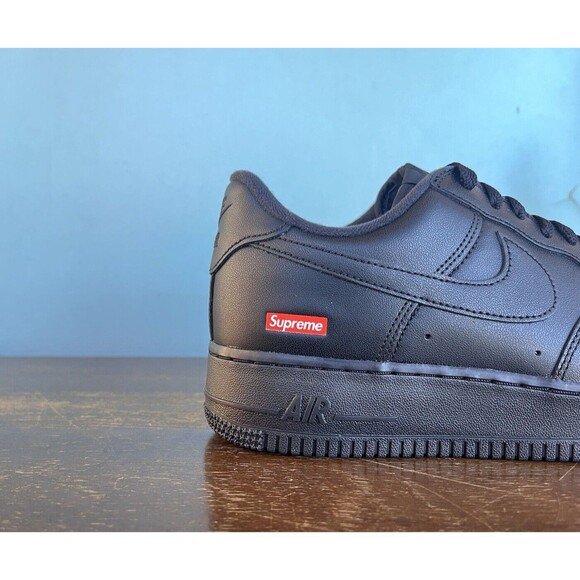 Nike Air Force 1 Low x Supreme Triple Black Men's Size 11 CU9225-001 - Picture 4 of 11
